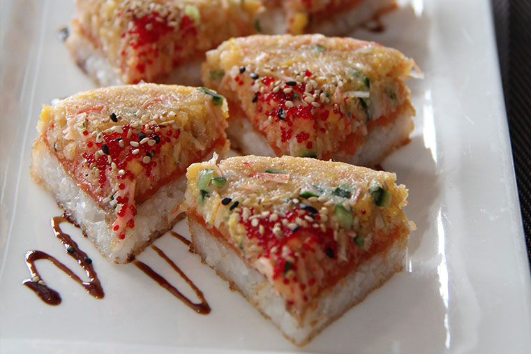 Pizza sushi Sakurachi